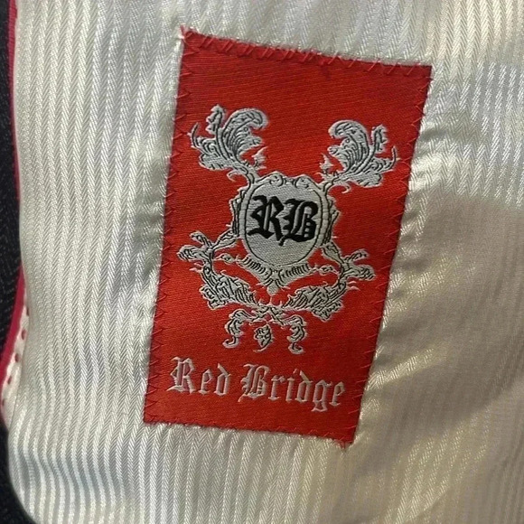 Red bridge Sports jacket designed in Italy in great condition! - Picture 2 of 10